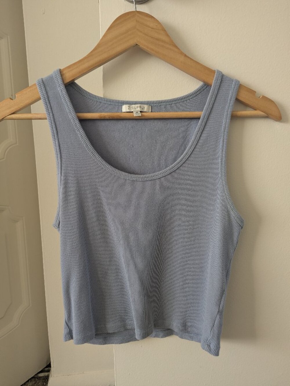 Z Supply Essy Cropped Tank in Color Stormy - Size Medium - Picture 2 of 3